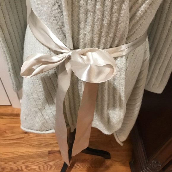 ▪️ELLE Ribbon Wrapped Sweater - Picture 2 of 9